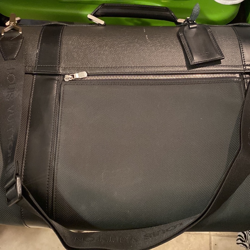 Louis Vuitton Taiga Leather Gibeciere Garment/Travel Bag W/COA - Picture 15 of 17